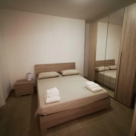Case Al Castello Apartment *